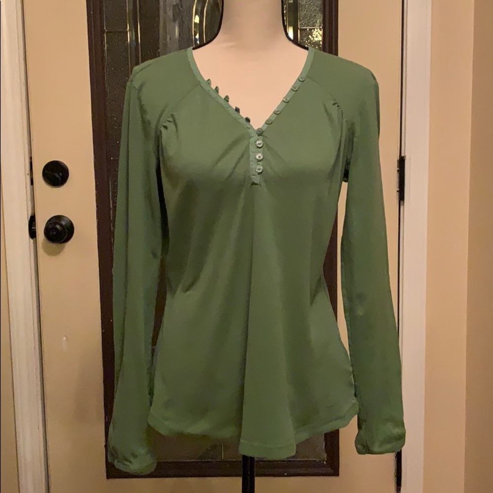 _ Tommy Hilfiger women’s top